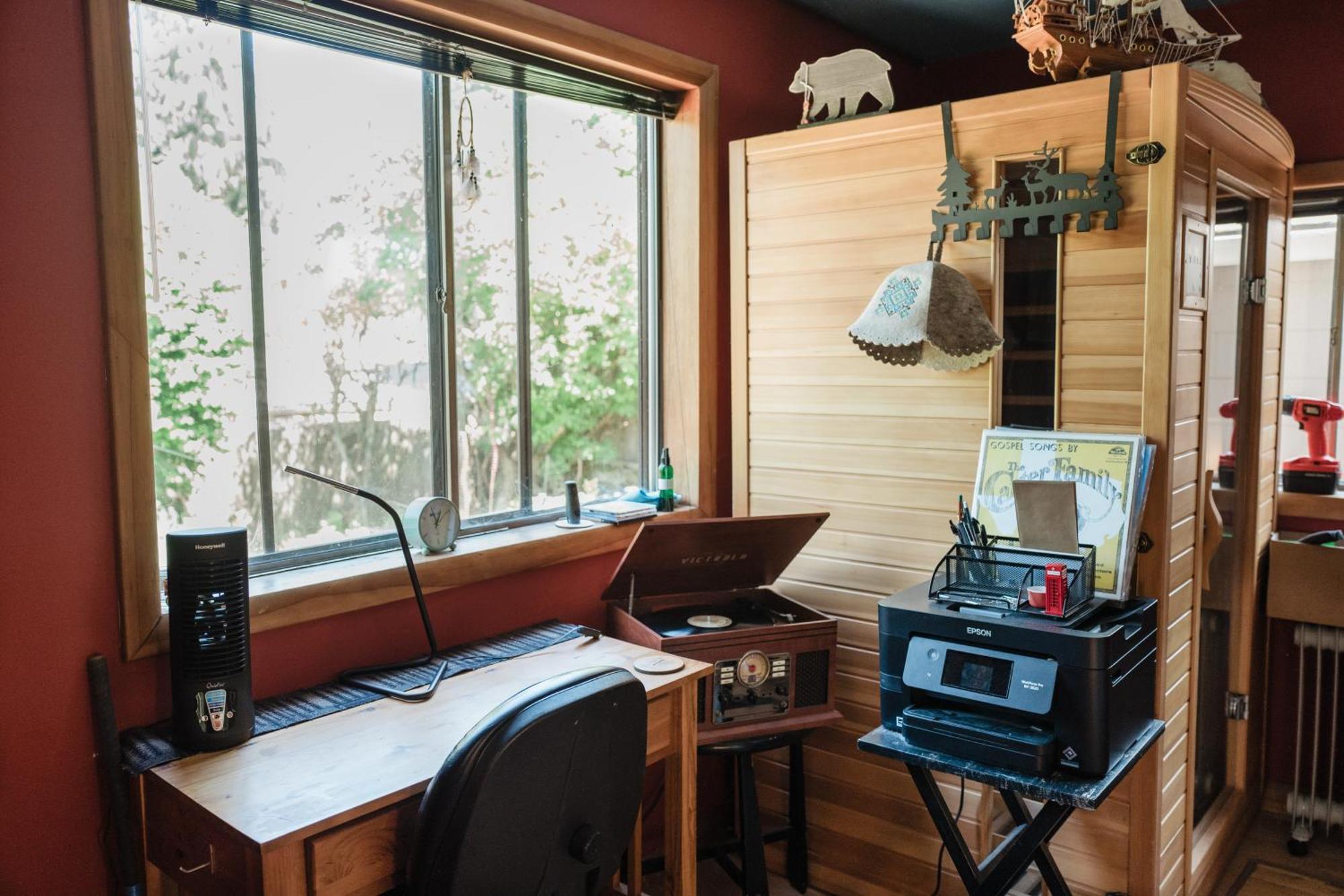 Southeast Portland Comfy & Eclectic Craftsman Home Extérieur photo